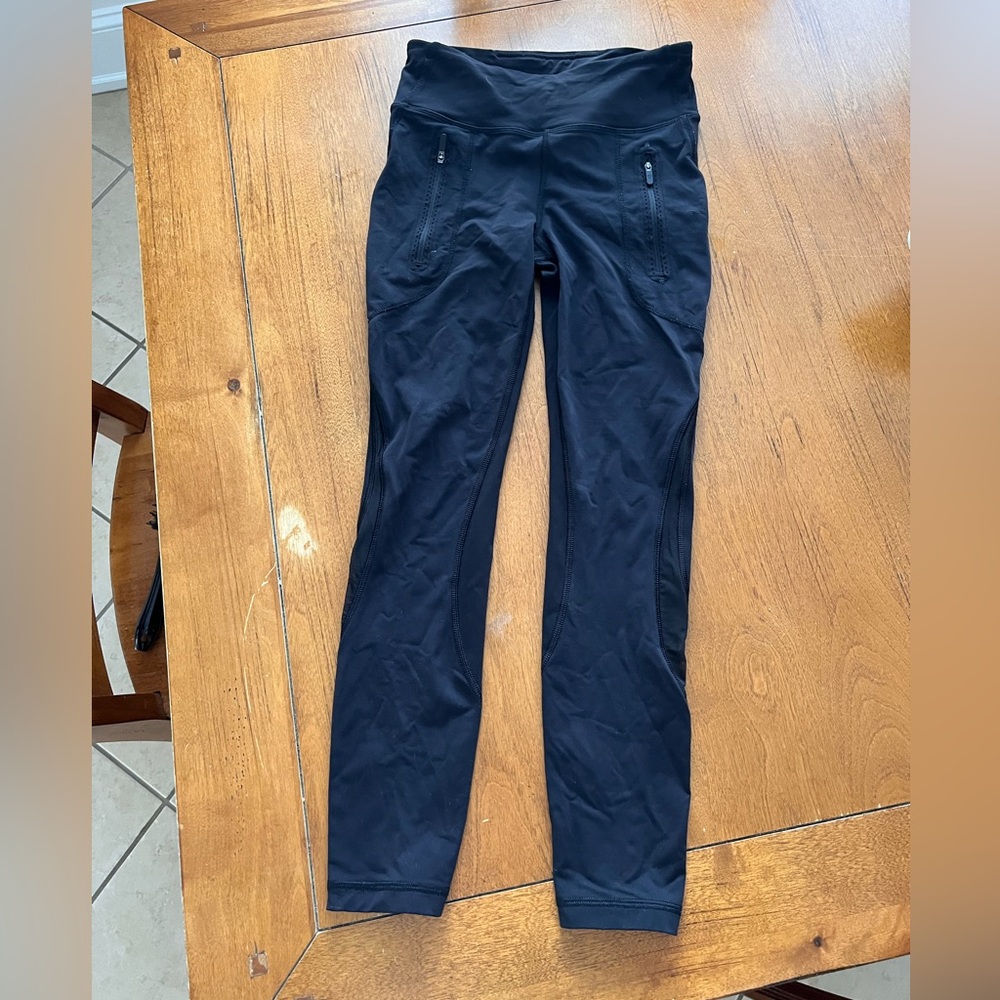 Lululemon black leggings size 4
